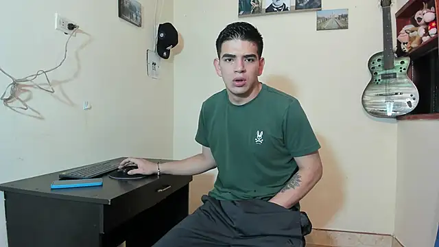 Ares Johnson online show from 12, 3, 2025