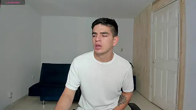 Ares Johnson online show from 15, 9, 2025