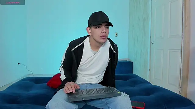 Ares Johnson online show from 24, 9, 2025