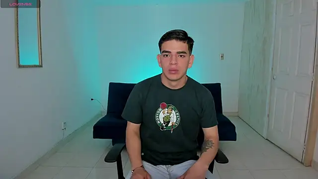 Ares Johnson online show from 3, 10, 2025