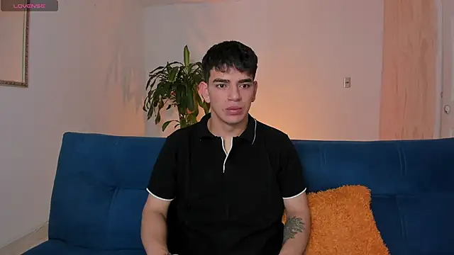 Ares Johnson online show from 8, 10, 2025