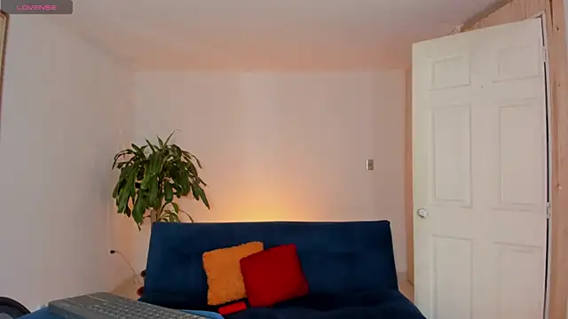 Ares Johnson online show from 11, 10, 2025