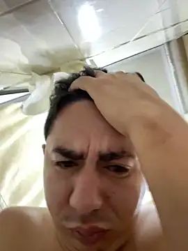 Snapshot of DanielGomez9 chatting on 27, 2, 2025 DanielGomez9 online show from 27, 2, 2025