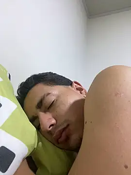 Snapshot of DanielGomez9 chatting on 9, 3, 2025 DanielGomez9 online show from 9, 3, 2025