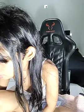 Snapshot of Livia_Diaz chatting on 19, 4, 2026 Livia Diaz online show from 19, 4, 2026