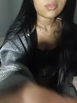 Snapshot of Livia_Diaz chatting on 17, 5, 2026 Livia Diaz online show from 17, 5, 2026