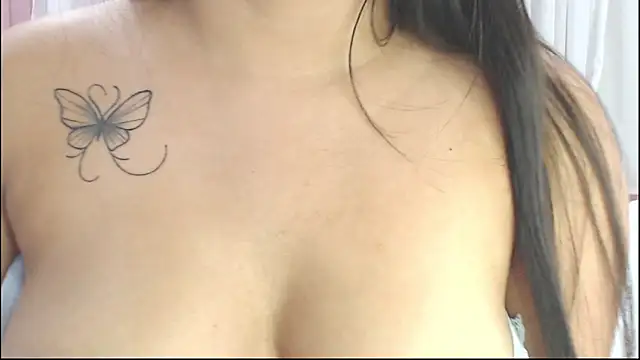 LexiiBloom online show from 1, 2, 2025