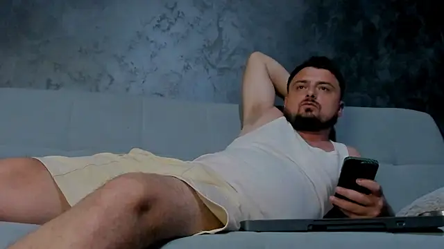 Snapshot of Master_Mark_Wayne chatting on 7, 6, 2026 Master Mark Wayne online show from 7, 6, 2026