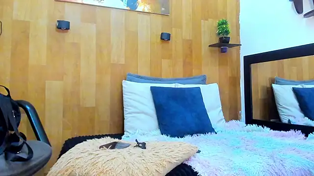 marianaa90 online show from 19, 9, 2025