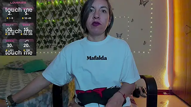 Lady breaks hearts online show from 14, 9, 2025