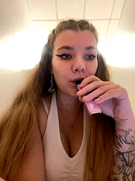 Snapshot of Holy_Tereza chatting on 2, 12, 2025 Holy Tereza online show from 2, 12, 2025