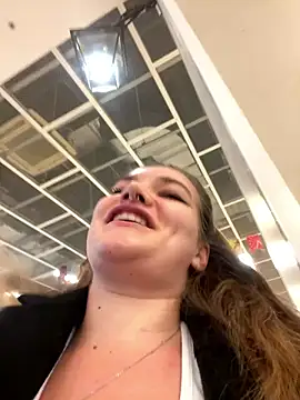 Snapshot of Holy_Tereza chatting on 6, 1, 2026 Holy Tereza online show from 6, 1, 2026