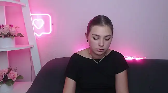 MilanaAngelAs online show from 9, 2, 2025