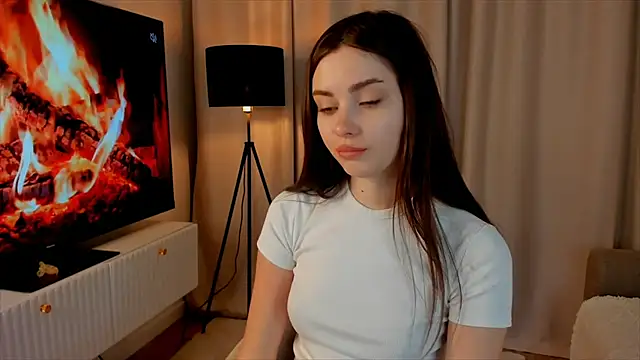 CarmenMoore26 online show from 17, 3, 2025