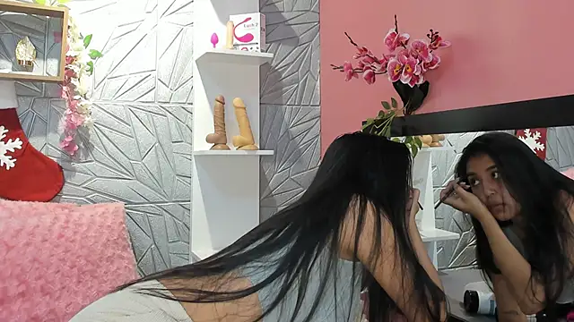 Snapshot of LilithKlain_ chatting on 30, 12, 2024 LilithKlain online show from 30, 12, 2024