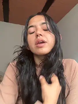 Snapshot of ViolettaSummer chatting on 28, 3, 2026 ViolettaSummer online show from 28, 3, 2026