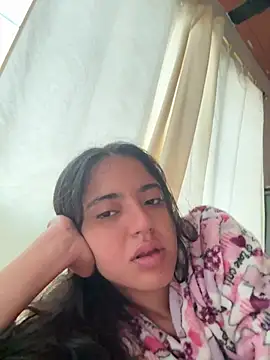 Snapshot of ViolettaSummer chatting on 10, 4, 2026 ViolettaSummer online show from 10, 4, 2026