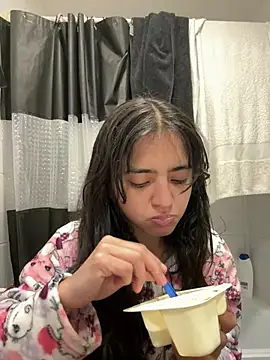 Snapshot of ViolettaSummer chatting on 30, 5, 2026 ViolettaSummer online show from 30, 5, 2026