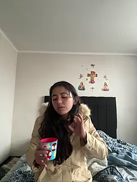 Snapshot of ViolettaSummer chatting on 10, 6, 2026 ViolettaSummer online show from 10, 6, 2026