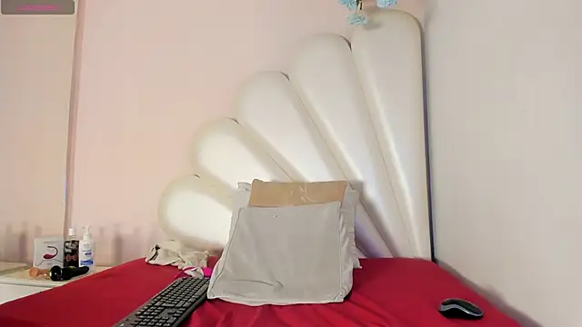 Snapshot of Lorena_Hawkins chatting on 19, 2, 2025 Lorena Hawkins online show from 19, 2, 2025