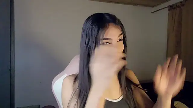 Dollbehavior  online show from 13, 4, 2026