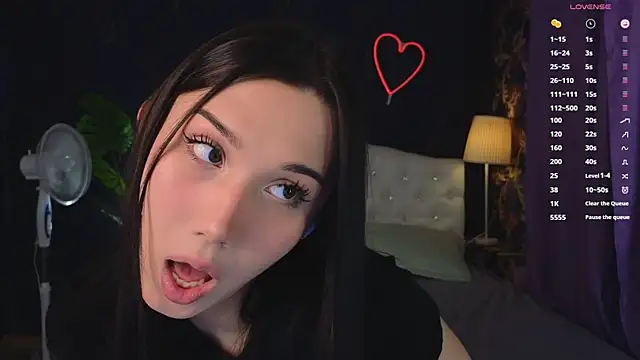 Kaia Sunshine Mia online show from 15, 2, 2025