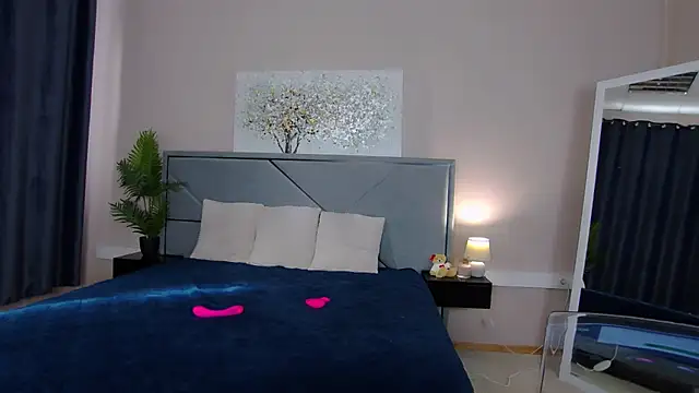 Snapshot of NicoleRosss chatting on 1, 3, 2026 NicoleRosss online show from 1, 3, 2026