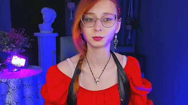 Snapshot of Orianna_Fox chatting on 11, 12, 2024 Orianna Fox online show from 11, 12, 2024