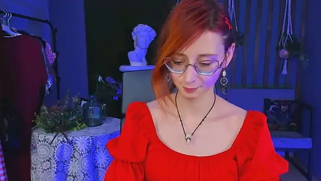 Snapshot of Orianna_Fox chatting on 11, 12, 2024 Orianna Fox online show from 11, 12, 2024