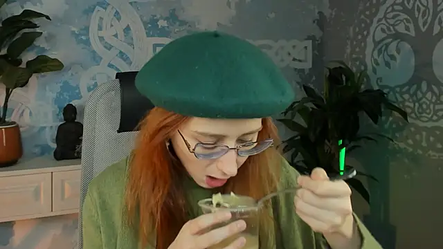 Snapshot of Orianna_Fox chatting on 30, 12, 2024 Orianna Fox online show from 30, 12, 2024