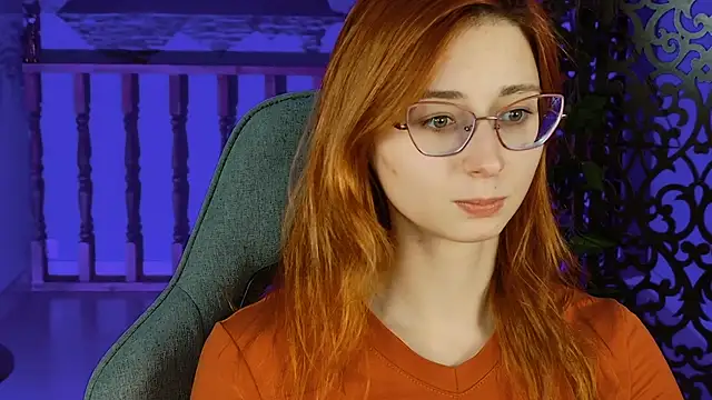 Snapshot of Orianna_Fox chatting on 4, 1, 2025 Orianna Fox online show from 4, 1, 2025
