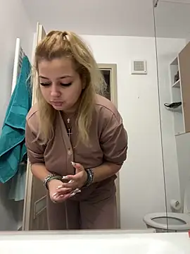 AllysonK online show from 29, 11, 2025