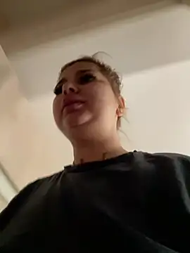 AllysonK online show from 16, 3, 2026