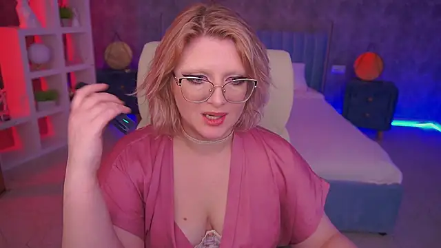 CoolTatis online show from 11, 5, 2026