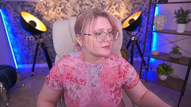 CoolTatis online show from 22, 6, 2026