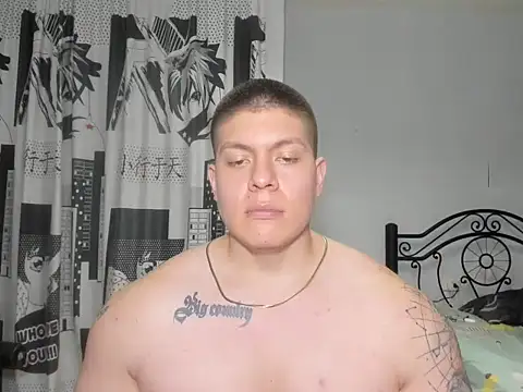 Snapshot of regan_jhonso chatting on 14, 11, 2025 regan jhonso online show from 14, 11, 2025