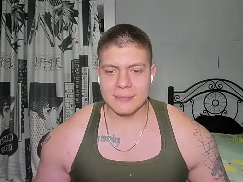 Snapshot of regan_jhonso chatting on 23, 12, 2025 regan jhonso online show from 23, 12, 2025