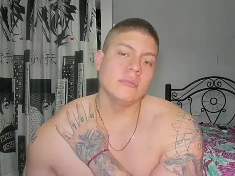 Snapshot of regan_jhonso chatting on 6, 1, 2026 regan jhonso online show from 6, 1, 2026