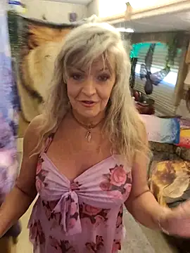 annika lately online show from 27, 5, 2026