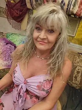 Snapshot of annika_lately chatting on 28, 6, 2026 annika lately online show from 28, 6, 2026
