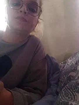 BritneyHudson online show from 18, 10, 2025