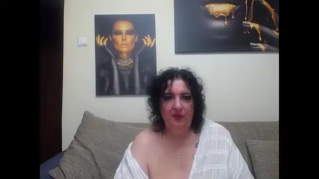 maturekorine online show from 17, 5, 2026