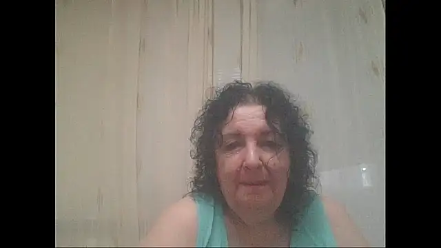 Snapshot of maturekorine chatting on 8, 6, 2026 maturekorine online show from 8, 6, 2026