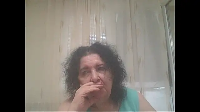 Snapshot of maturekorine chatting on 12, 6, 2026 maturekorine online show from 12, 6, 2026