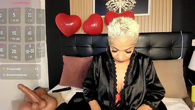 Snapshot of summer_night_ chatting on 19, 2, 2025 summer night  online show from 19, 2, 2025