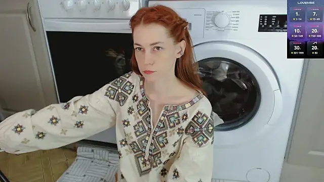 Amina Barbarian online show from 17, 10, 2025