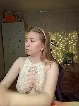 D0nna  online show from 27, 3, 2026