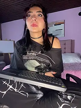  Gothiccbitch  online show from 25, 2, 2025