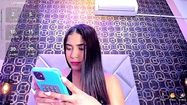 Snapshot of CherryBlossom23 chatting on 20, 11, 2025 CherryBlossom23 online show from 20, 11, 2025