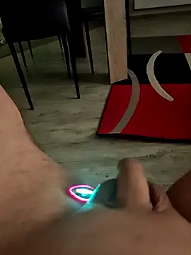 Szeltolo001 online show from 14, 2, 2026